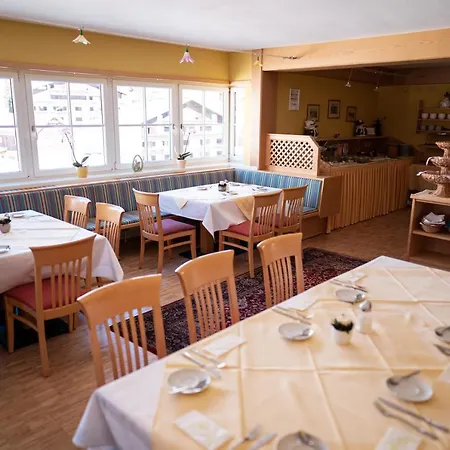 Apparthotel Samson Hotel