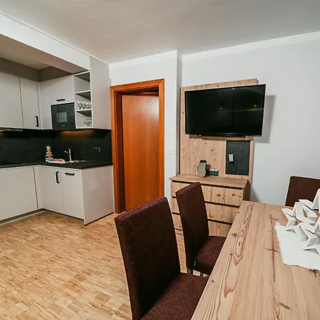 Apparthotel Samson Hotel 4*